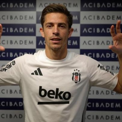 Gabriel Paulista faz exames médicos para confirmação no Corinthians