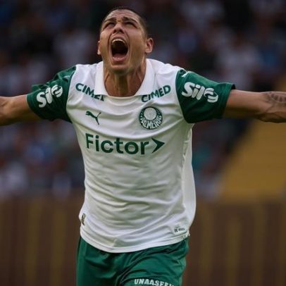 Atacante do Palmeiras, autor de gol na Copinha, revela troca de goleiro para atacante