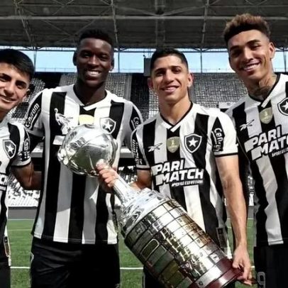 Savarino encerra ciclo no Botafogo, último do quarteto mágico