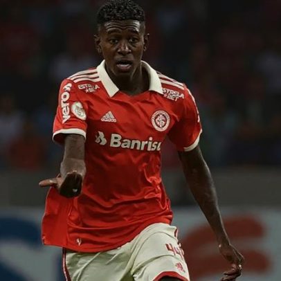 Flamengo transforma Vitão no zagueiro mais caro da história do clube