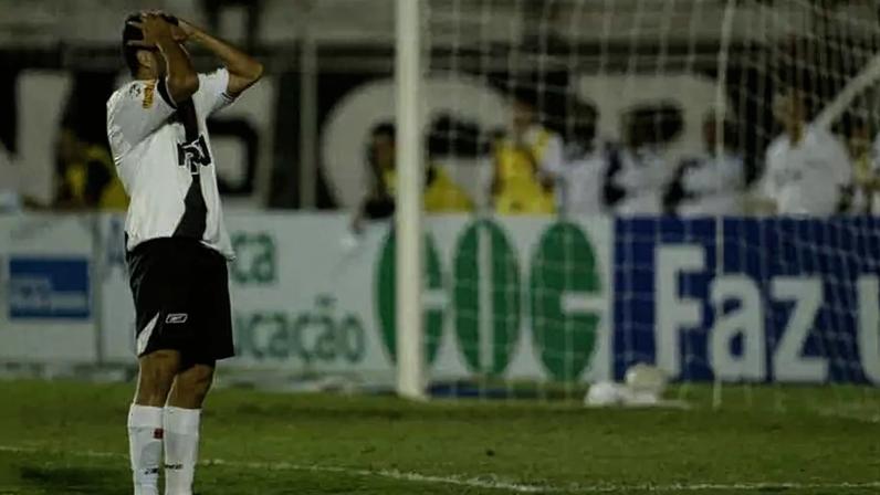 Vasco tem quatro rebaixamentos na conta, mas o de 2008 ainda machuca os torcedores. (Foto: Vasco)