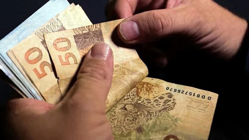 Marcello Casal JrAgência Brasil Salário mínimo