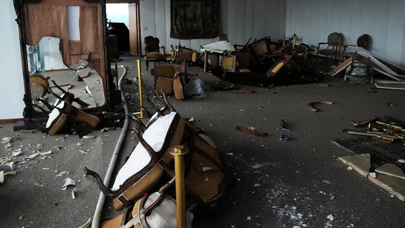 Estragos causados por vandalismo no Edifício-sede do STF, nos ataques golpistas de 8 de Janeiro