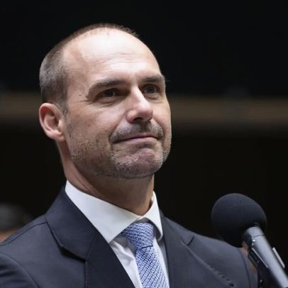 Eduardo Bolsonaro afirma que liga Lula-Maduro pode eleger Flávio