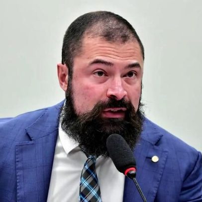 Justiça do DF determina que deputado do PL apague vídeo ligando PT ao tráfico