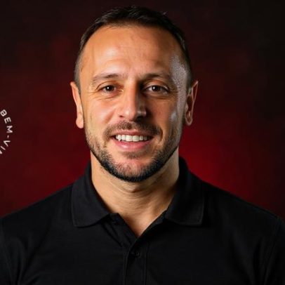 São Paulo anuncia Rafinha como novo gerente esportivo