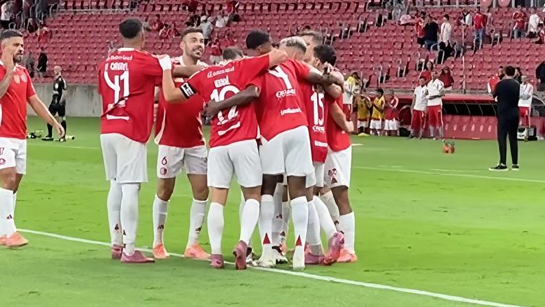 Felix Torres fez o segundo gol do Internacional