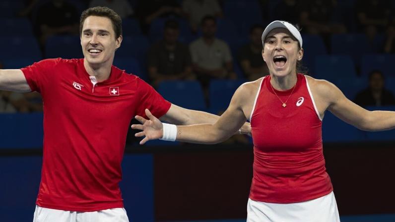 Jakub Paul e Belinda Bencic (Foto: Matt Jelonek/Tennis Australia)