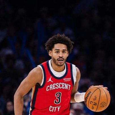 Jordan Poole sai da rotação e pode ser trocado pelo Pelicans