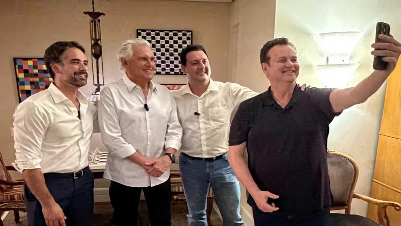 Kassab postou foto com Eduardo Leite, Ronaldo Caiado e Ratinho Jr, o trio de presidenciáveis do PSD — Foto: Reprodução/X