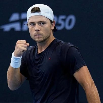 Norte-americanos avançam às quartas de final em Brisbane