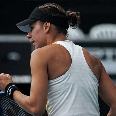 Venus Williams perde para Linette em três sets; sai ovacionada da quadra