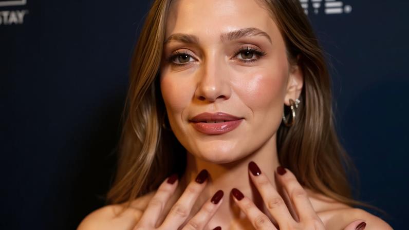 Jennifer Lopez with an inset of neck serum