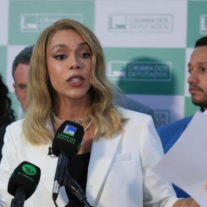 Erika Hilton vê possibilidade de X ser censurado novamente no Brasil
