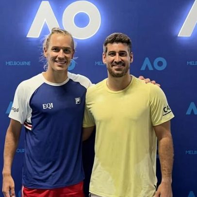 Orlando Luz comemora o nível de jogo da equipe