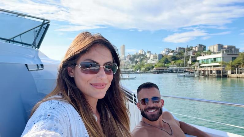 Mari Gonzalez posa com o namorado, Pipo Marques, em Salvador — Foto: Reprodução Instagram