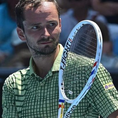 Medvedev admite não gostar de jogar contra Tien