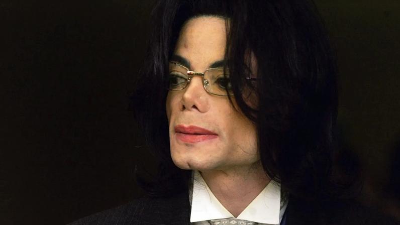 Irmãos que acusam abuso por Michael Jackson vão ao tribunal disputar arbitragem