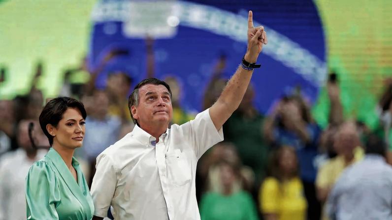 Após horas esperando a autorização de Moraes, Michelle disse que "socorro emergencial" a Bolsonaro é "apenas teoria". (Foto: EFE/ André Coelho)