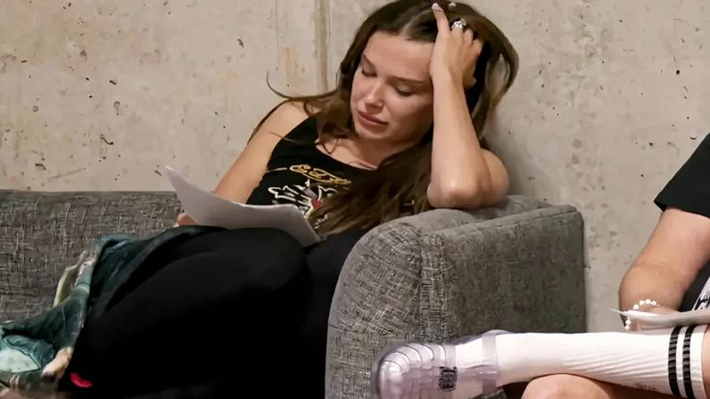 Millie Bobby Brown got choked up during her emotional table read with David Harbour for the “Stranger Things” series finale.