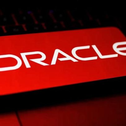 Investidores processam Oracle por perdas associadas ao desenvolvimento de IA