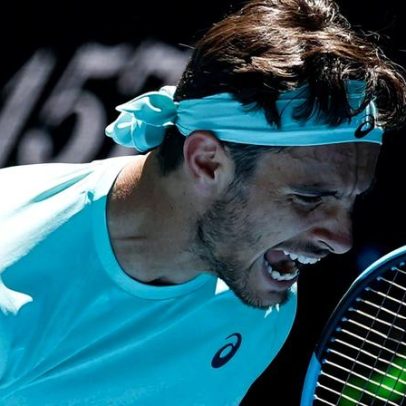 Musetti vence batalha de cinco sets e avança às oitavas do Slam