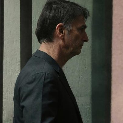 Defesa de Bolsonaro solicita novamente prisão domiciliar humanitária ao STF