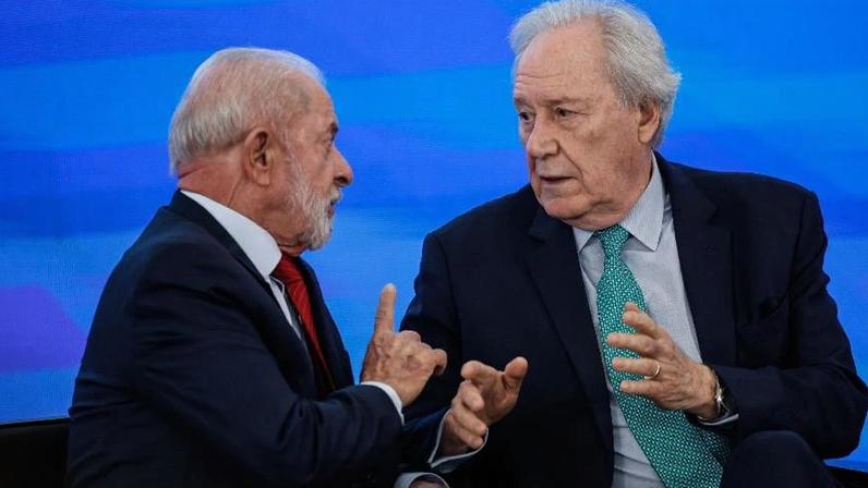 O presidente Lula em cerimônia com o ministro Ricardo Lewandowski