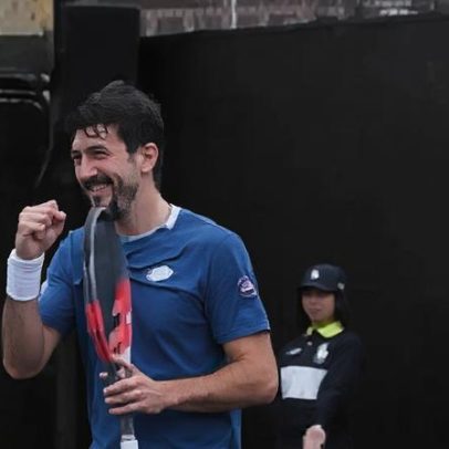 Austriaco celebra vitória antes da hora e acaba eliminado no Australian Open