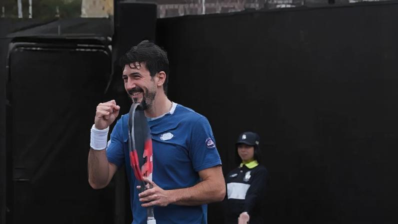 Ofner comemora vitória no Australian Open antes da hora (Foto: Reprodução)