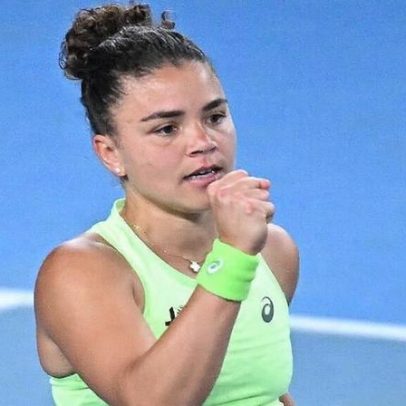 Paolini vence após duas interrupções por chuva; Jovic mantém boa fase