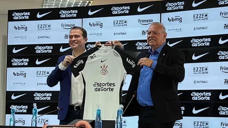 Marcelo Paz foi apresentado como novo diretor de futebol do Corinthians