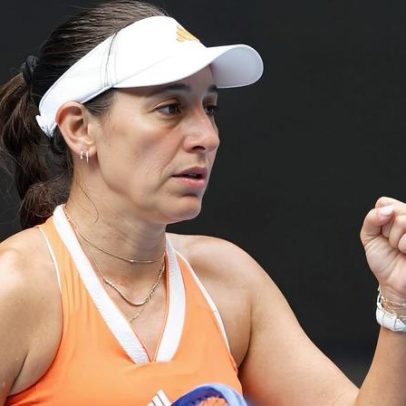 Pegula celebra semifinal inédita e valoriza poder de reação