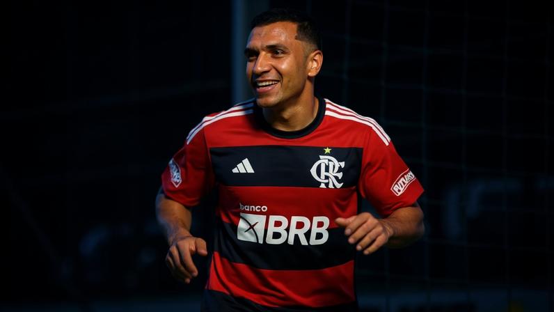 Petterson em ação pelo Flamengo (Foto: Divulgação/Flamengo)