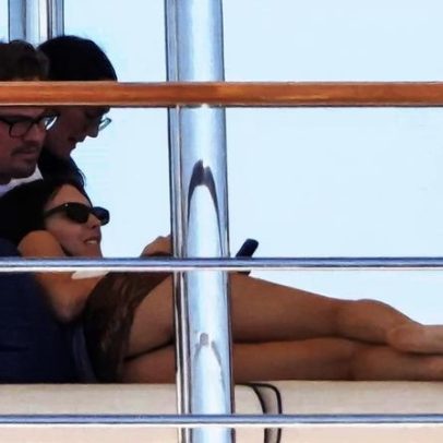 DiCaprio e namorada com Bezos e Lauren Sánchez em superiate de US$250 milhões