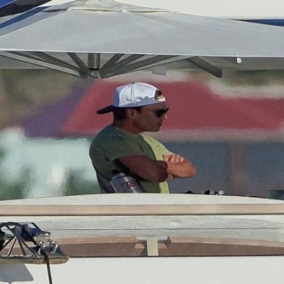 Tom Brady é visto com DiCaprio e Ceretti em iate após boatos sobre Alix Earle