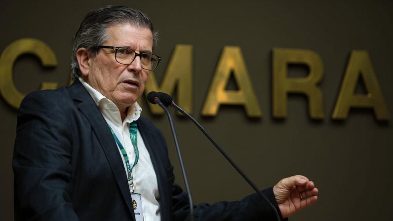 Presidente do Sindicato Médico do RS, Marcelo Matias, afirma que decisão de Moraes é "precedente perigoso" e defende autonomia do CFM. (Foto: Johan de Carvalho/CMPA)