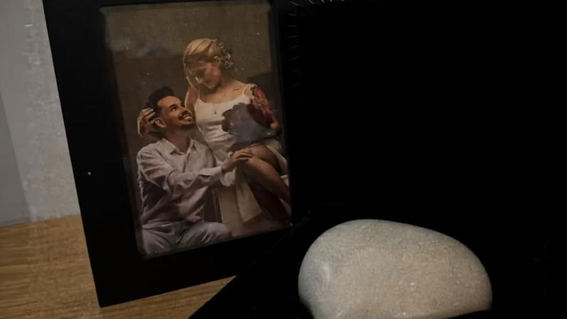 Marido de Isabel Veloso comenta sobre carregar as cinzas da influenciadora