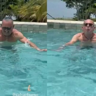 Galvão Bueno se exercita na piscina semanas após internação, vídeo