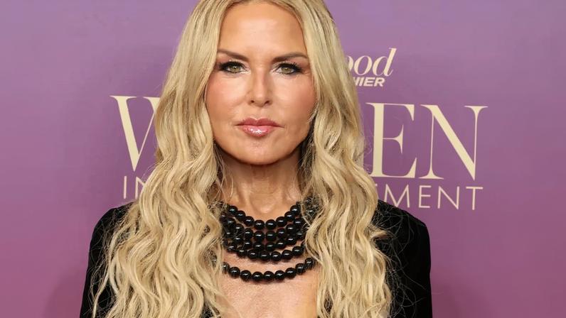 Rachel Zoe showed off her new diamond ‘divorce ring’ on social media.