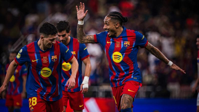 Raphinha marcou dois gols e deu uma assistência na vitória do Barcelona sobre o Athletic Bilbao — Foto: Marc Graupera - FC Barcelona