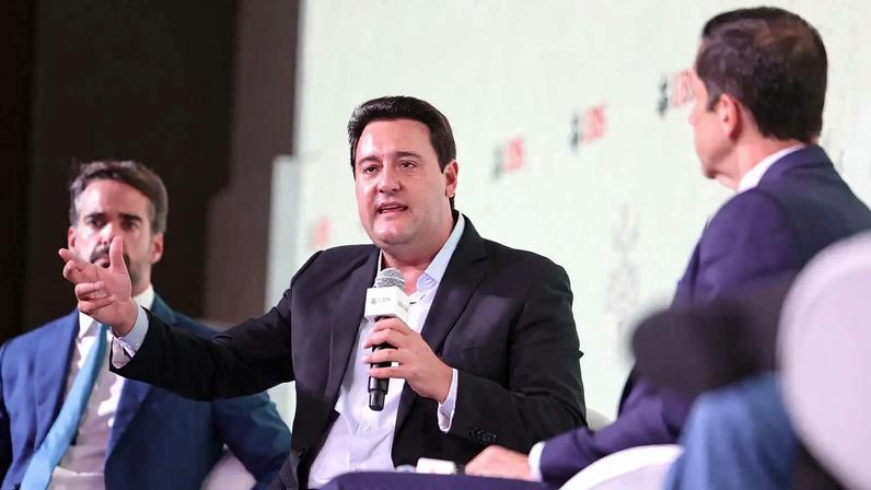 Ratinho Junior, Eduardo Leite e Ronaldo Caiado disputam vaga de candidato à Presidência da República pelo PSD. (Foto: Jonathan Campos/AEN)