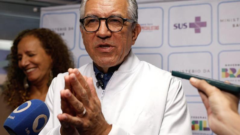 Rio de Janeiro (RJ), 22/01/2026 - O ministro da Saúde, Alexandre Padilha, participa da inauguração do novo ambulatório de Oncologia Pediátrica, espaço para cuidado ao câncer infantojuvenil do SUS, no Instituto Nacional do Câncer (INCA). Foto: Tânia Rêgo/Agência Brasil