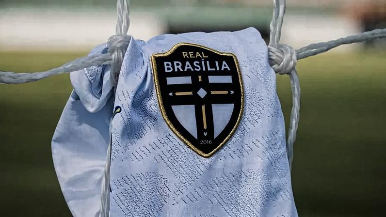 Camisa do Real Brasília com patrocínio do BRB. (Foto: Real Brasília/Divulgação)