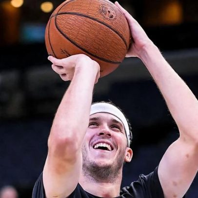 Jazz planeja adquirir Austin Reaves do Lakers