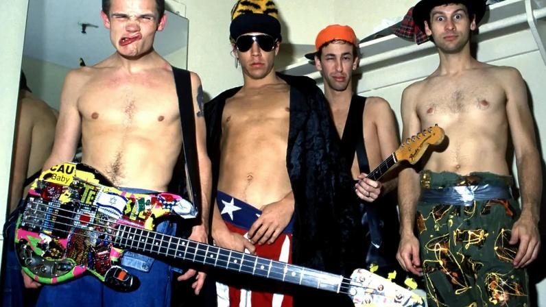(L-R) Bassist Flea, singer and songwriter Anthony Kiedis, guitarist Hillel Slovak (1962-1988) and drummer Cliff Martinez, of the American rock band The Red Hot Chili Peppers, pose for a group portrait on January 4, 1984 at The Stone in San Francisco, California. (Photo by Randy Bachman/Getty Images)
