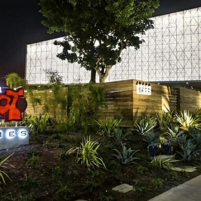 Riot renova licença dos servidores de LoL até 2125 após problemas de login