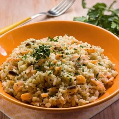 Cardápio semanal com peixe traz 5 receitas saudáveis e fáceis