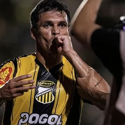 Quem é Robson, autor do hat-trick contra o Palmeiras no Paulistão
