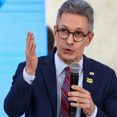 PL tenta atrair Zema para vice de Flávio Bolsonaro, diz Valdemar